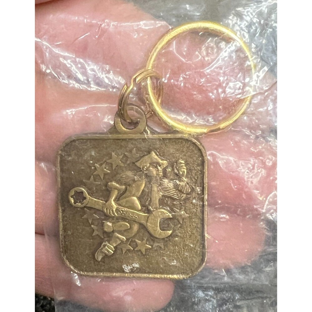 Snap-on USA Patriot w/ Wrench 1776-1976 Bicentennial Keychain Brass - Vintage!